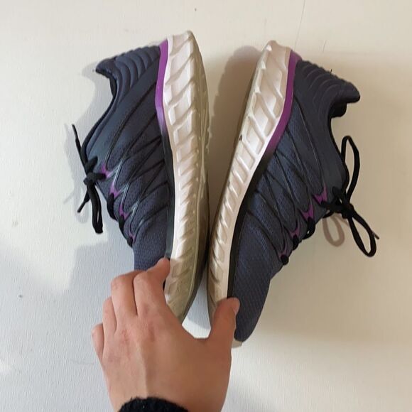 Fila Tri Color Lace Up Workout Running Shoes - Picture 3 of 7